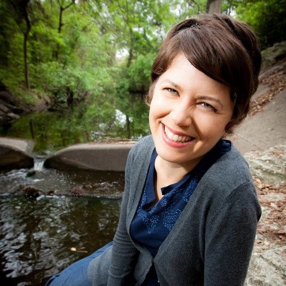 Meet your Posher, Michelle - Picture 1 of 1